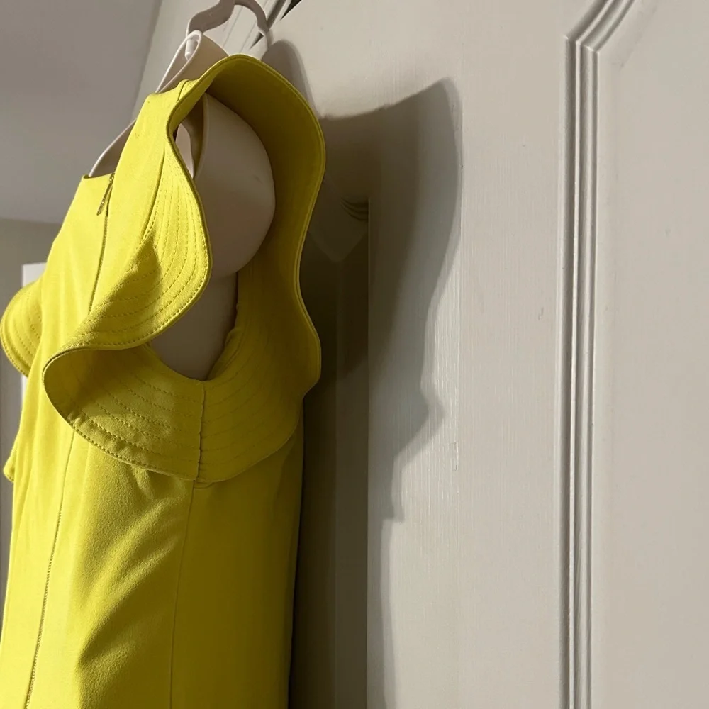 Calvin Klein Elegant Yellow Dress Size 8